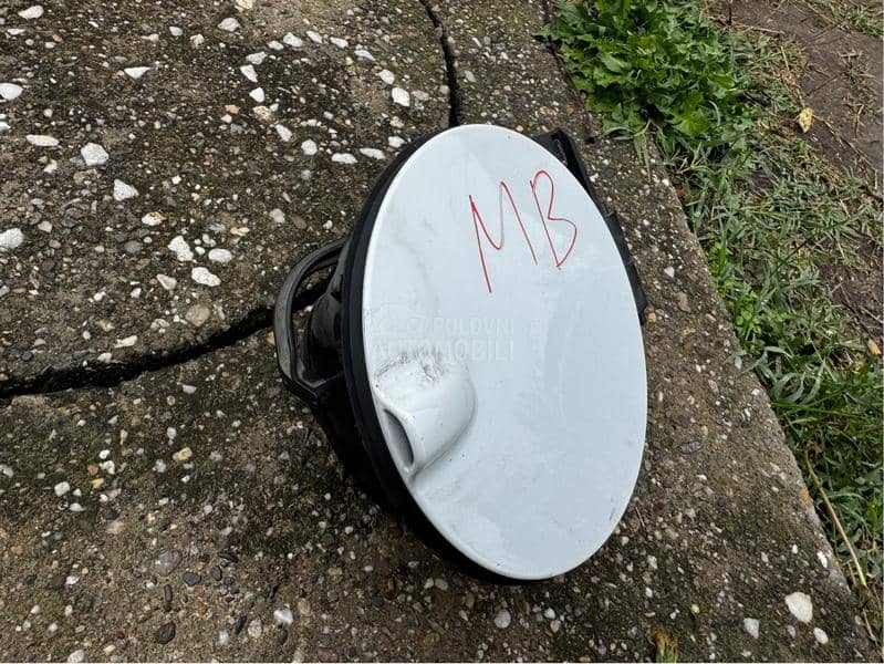 Poklopac rezervoara Z 474