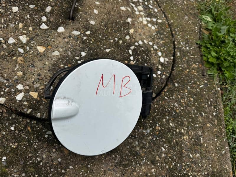 Poklopac rezervoara Z 474