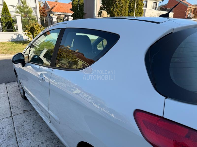 Peugeot 308 1.6HDI PREMIUM