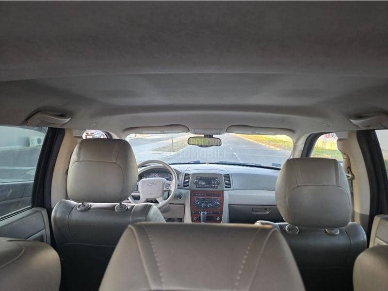 Jeep Grand Cherokee HEMI