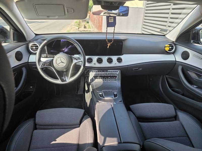 Mercedes Benz E 220 AMG/HYBRID