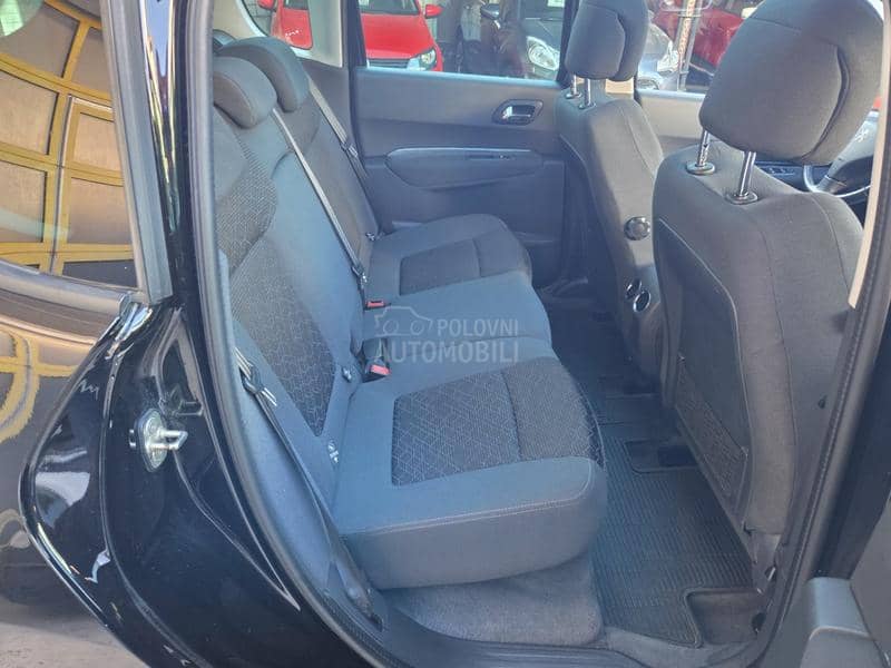 Peugeot 3008 1.6HDI/PANO/SERV