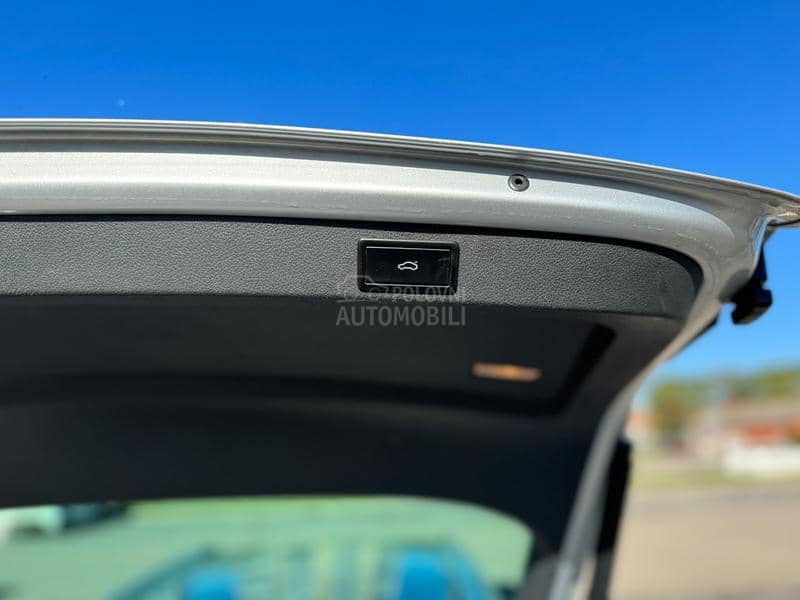 Škoda Superb 2.0 TDI LK