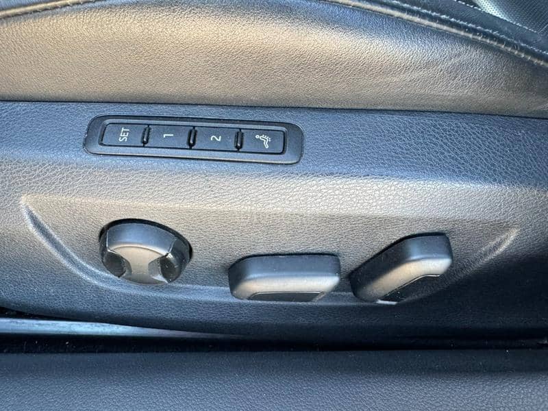 Škoda Superb 2.0 TDI LK