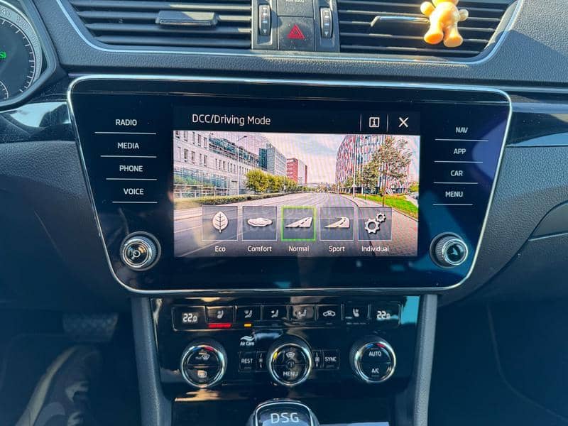 Škoda Superb 2.0 TDI LK