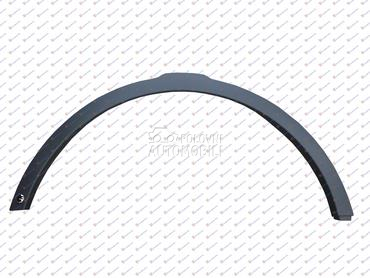 RUB PLASTICNI PREDNJEG BLATOBR za Land Rover Range Rover Evoque od 2015. do 2019. god.