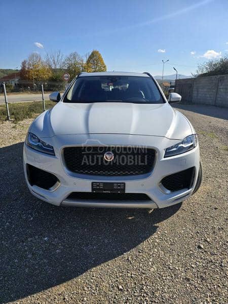 Jaguar F pace S Virtual