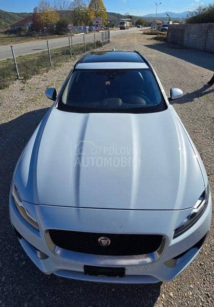 Jaguar F pace S Virtual