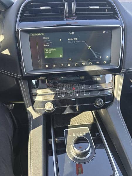 Jaguar F pace S Virtual