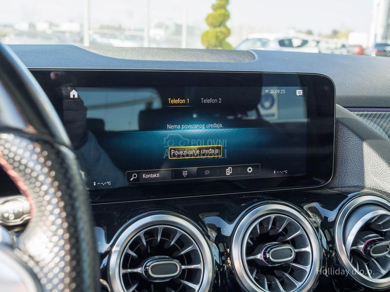 Mercedes Benz GLA 200 AMG Line