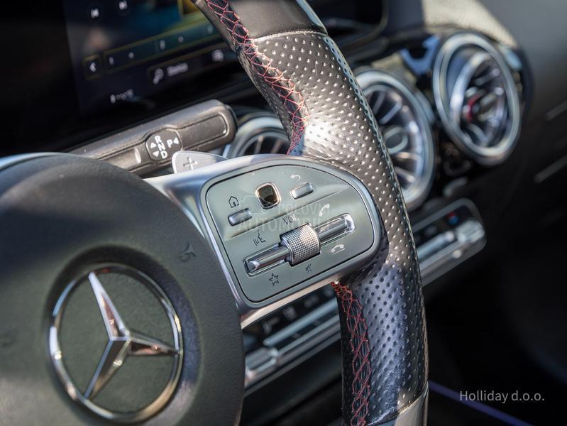 Mercedes Benz GLA 200 AMG Line