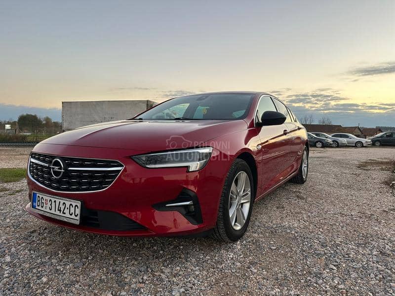 Opel Insignia 2.0 AGR MATRIX