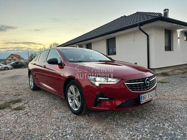 Opel Insignia 2.0 AGR MATRIX