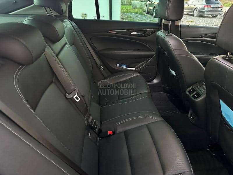 Opel Insignia 2.0 AGR MATRIX