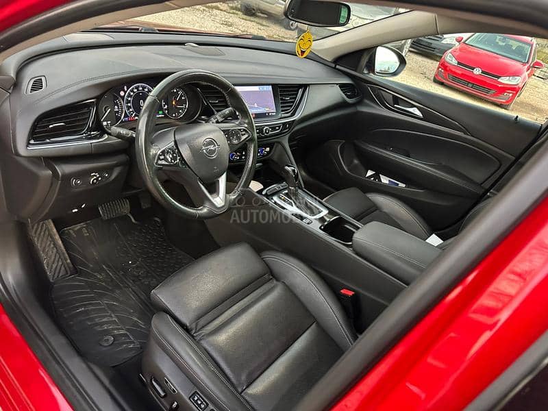 Opel Insignia 2.0 AGR MATRIX