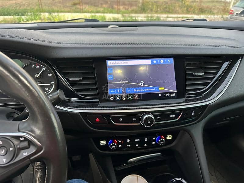 Opel Insignia 2.0 AGR MATRIX