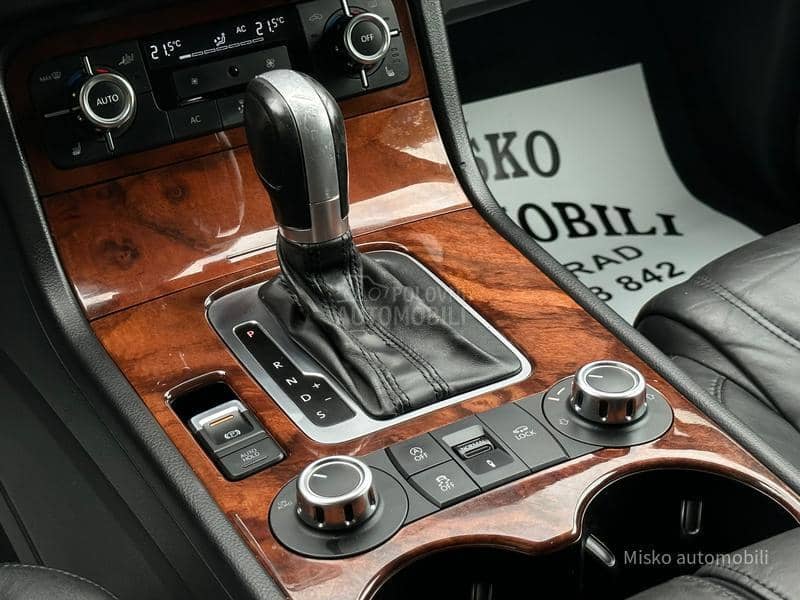 Volkswagen Touareg 3.0 TDI DSG 4x4 Led