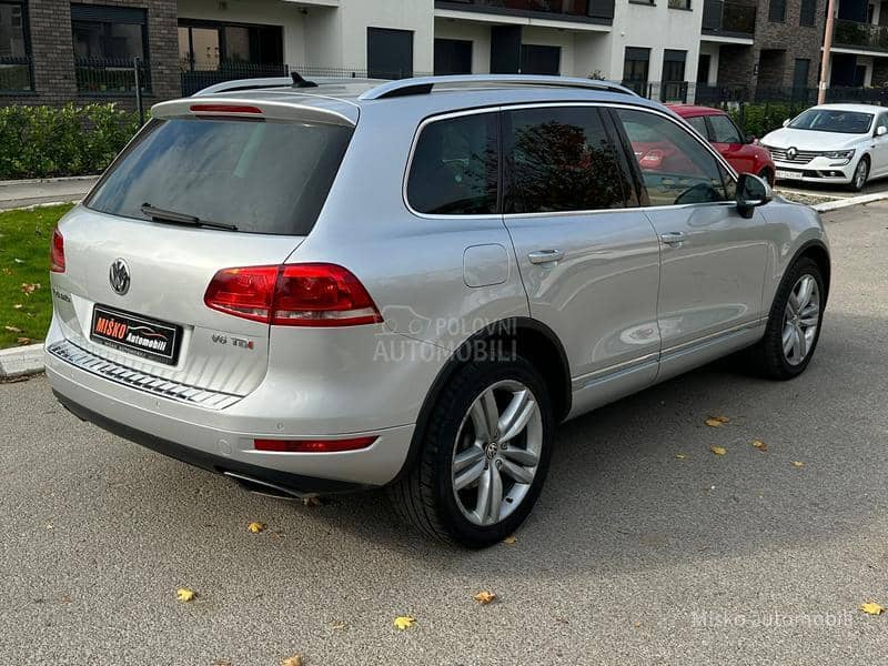 Volkswagen Touareg 3.0 TDI DSG 4x4 Led