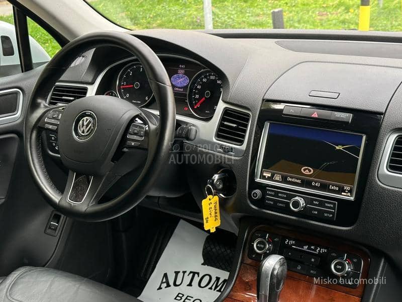 Volkswagen Touareg 3.0 TDI DSG 4x4 Led