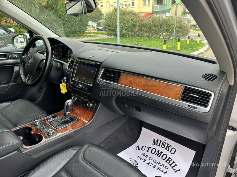 Volkswagen Touareg 3.0 TDI DSG 4x4 Led