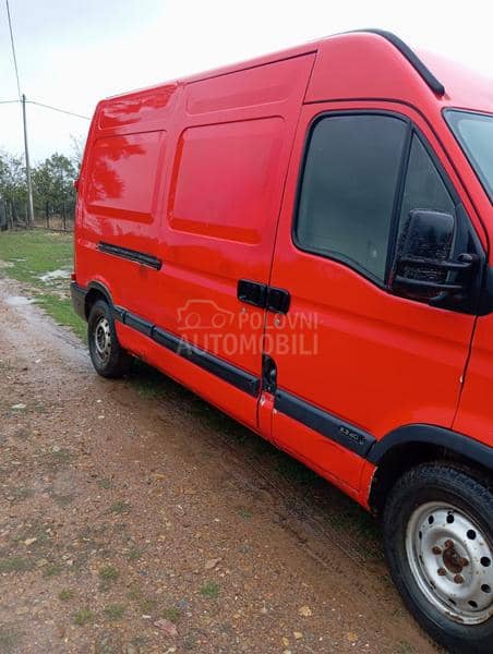 Renault Master 2.2 V L A S N I K