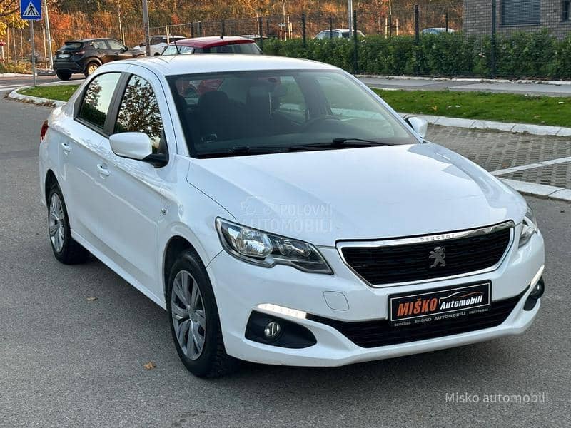 Peugeot 301 1.2 Puretech Led