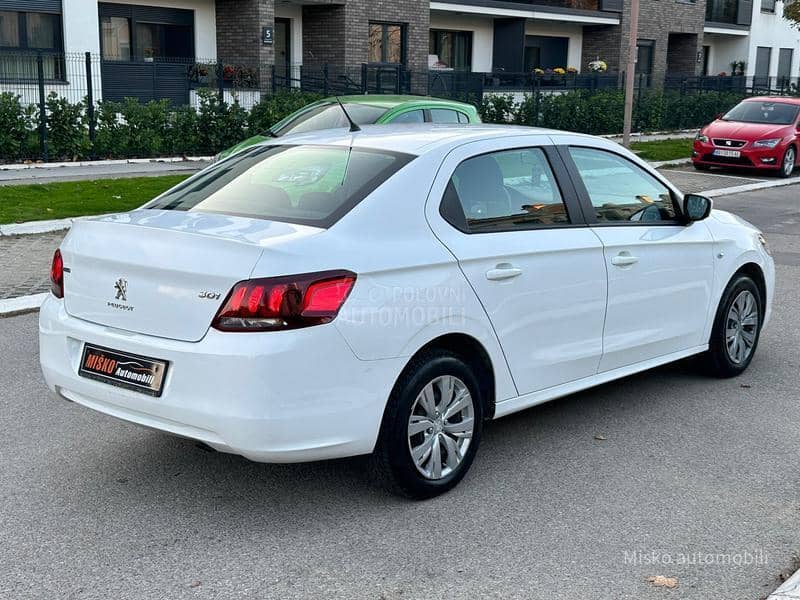 Peugeot 301 1.2 Puretech Led