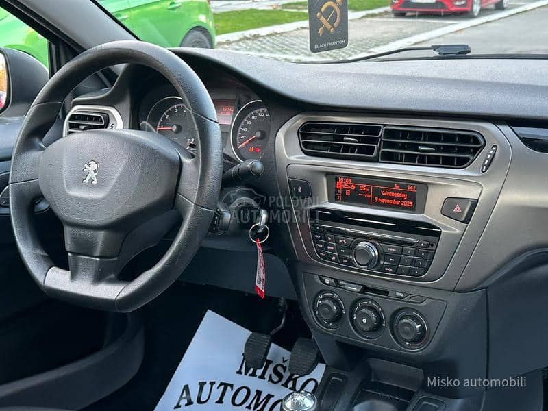 Peugeot 301 1.2 Puretech Led