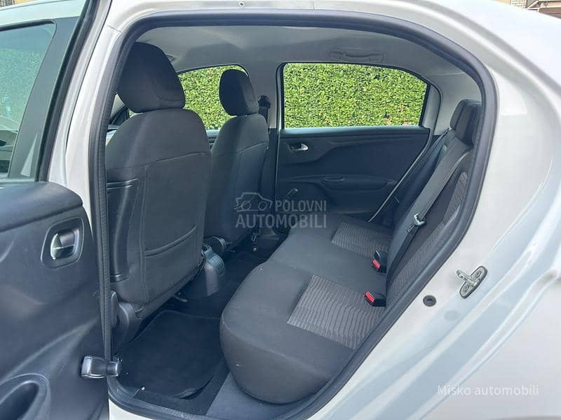 Peugeot 301 1.2 Puretech Led