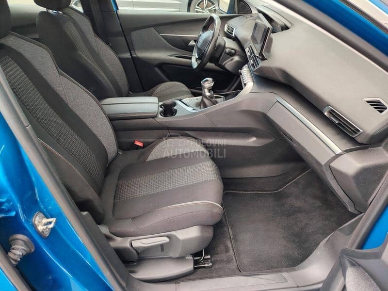 Peugeot 3008 1.2 ACTIVE BUSINESS