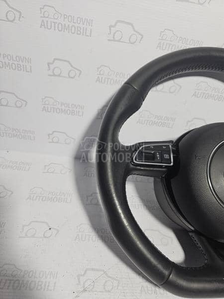 VOLAN AIRBAG OKRUGLI A3 Q3
