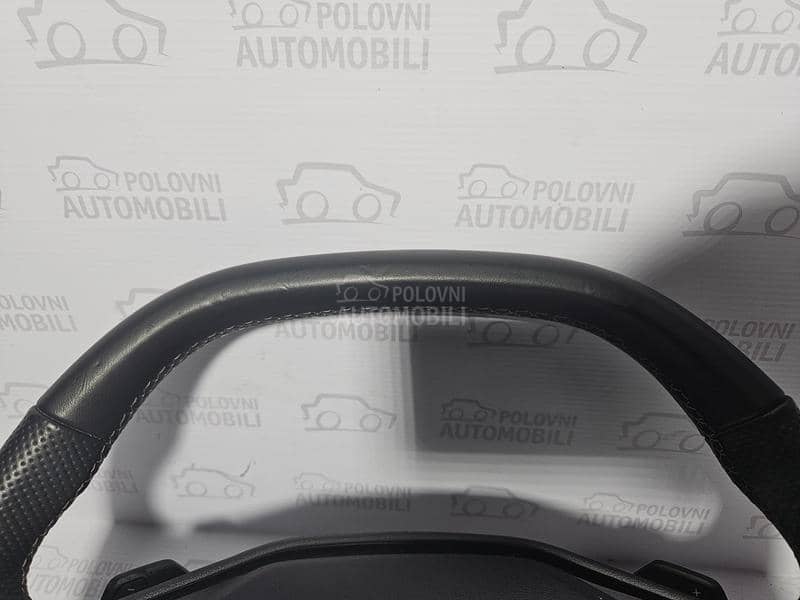 VOLAN AIRBAG E TRON Q4