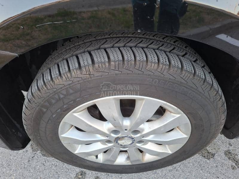 Mercedes Benz Vito 11CDI