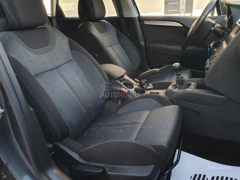 Citroen C4 1.2T  CH