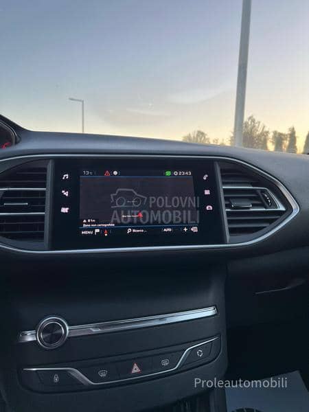 Peugeot 308 1.5 Allure