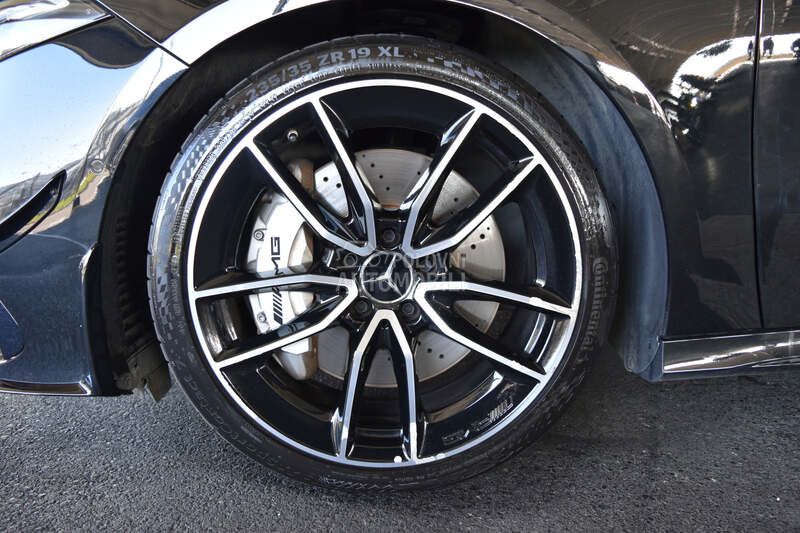 Mercedes Benz A 35 AMG 4Matic