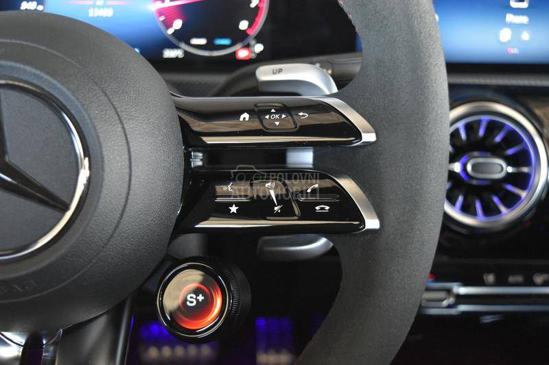 Mercedes Benz A 35 AMG 4Matic