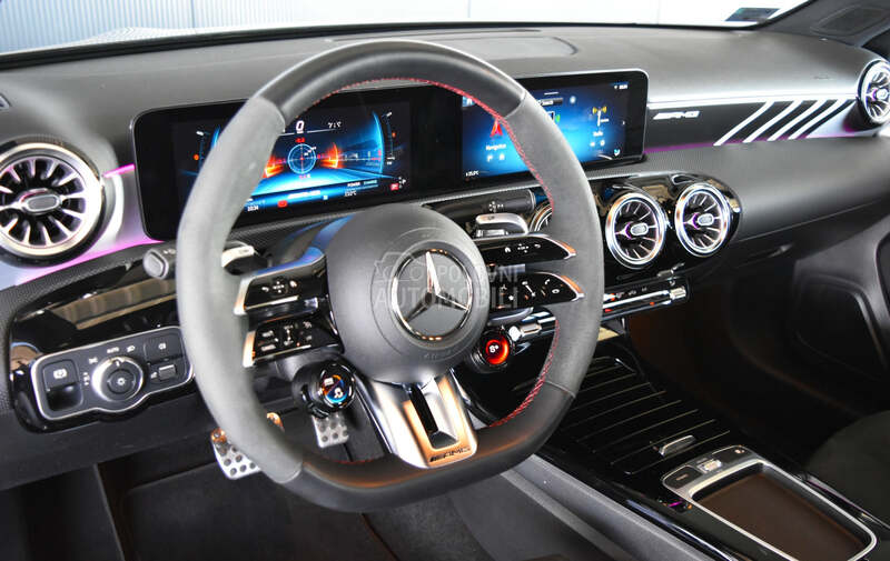 Mercedes Benz A 35 AMG 4Matic