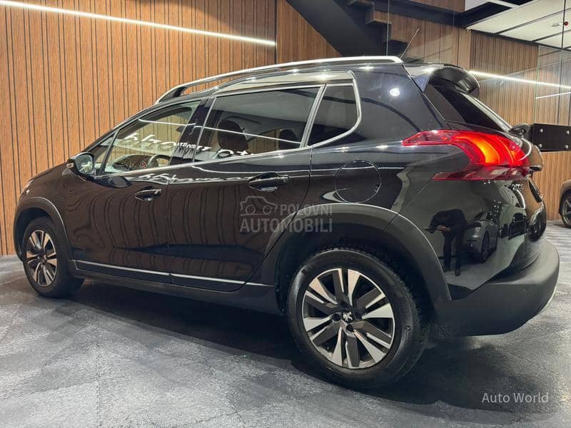 Peugeot 2008 A.T ALLURE