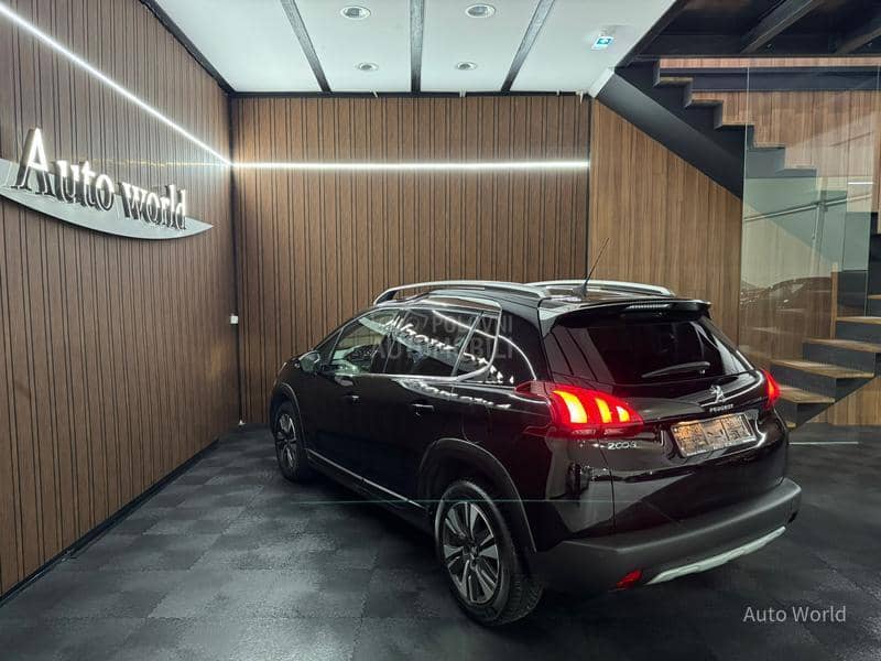 Peugeot 2008 A.T ALLURE