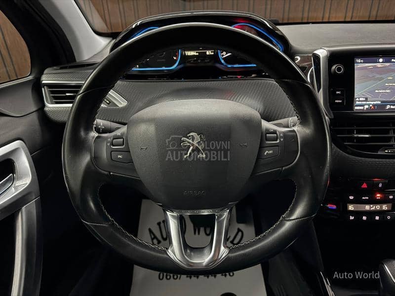 Peugeot 2008 A.T ALLURE
