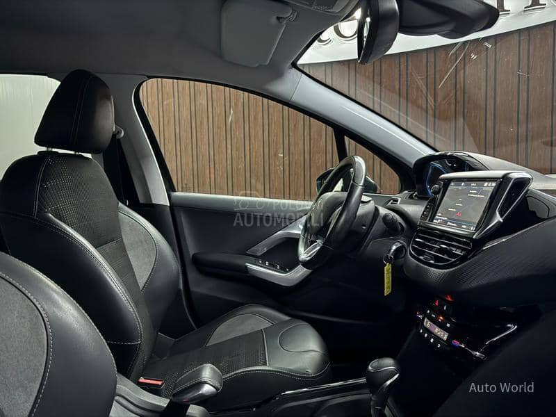 Peugeot 2008 A.T ALLURE
