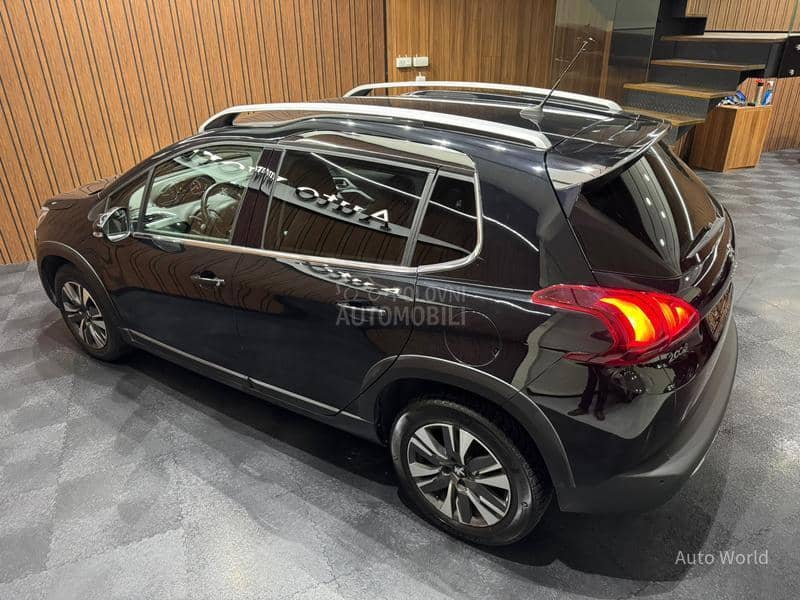 Peugeot 2008 A.T ALLURE