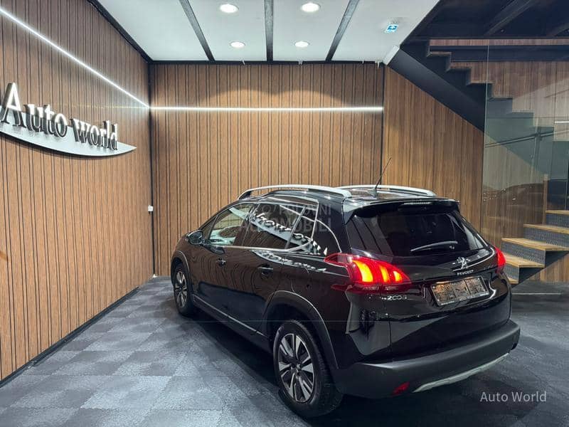 Peugeot 2008 A.T ALLURE