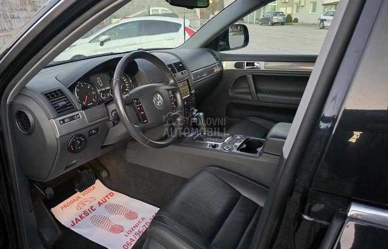 Volkswagen Touareg V6