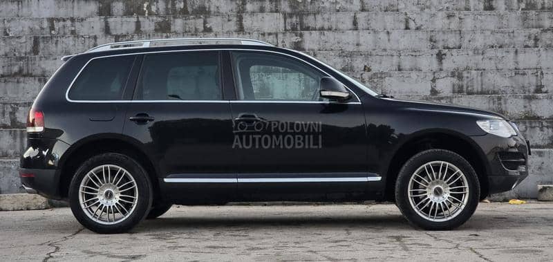 Volkswagen Touareg V6