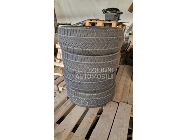 Fulda 215/60 R17 Zimska
