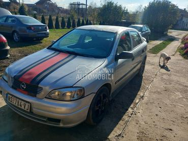 Opel Astra H 1.6