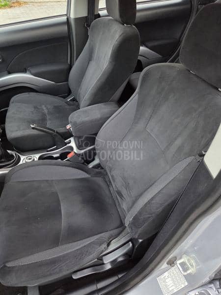 Mitsubishi Outlander 2.0 DI D