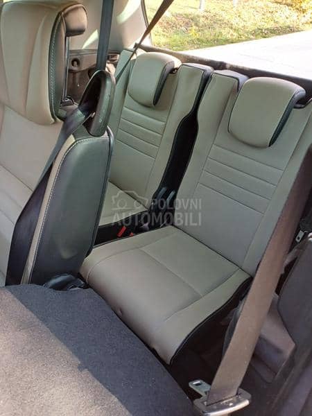 Renault Grand Scenic 7 sedista